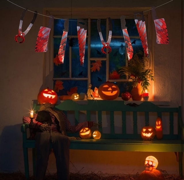 Halloween dekorace řetěz krvavé nářadí