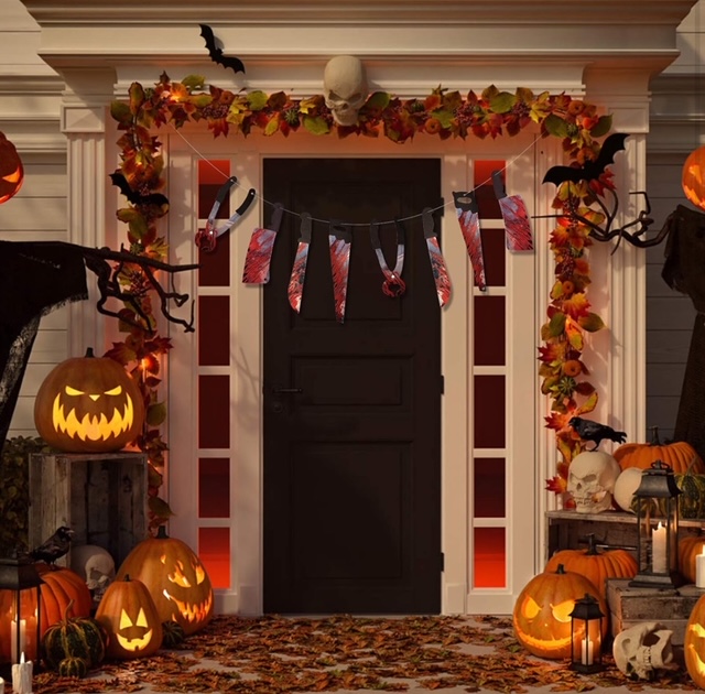 Halloween dekorace řetěz krvavé nářadí